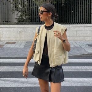 NWT Zara Gathered Hem Zip-Up Vest Oversized Fit